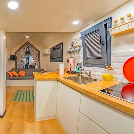 Efe Tiny House 세리크